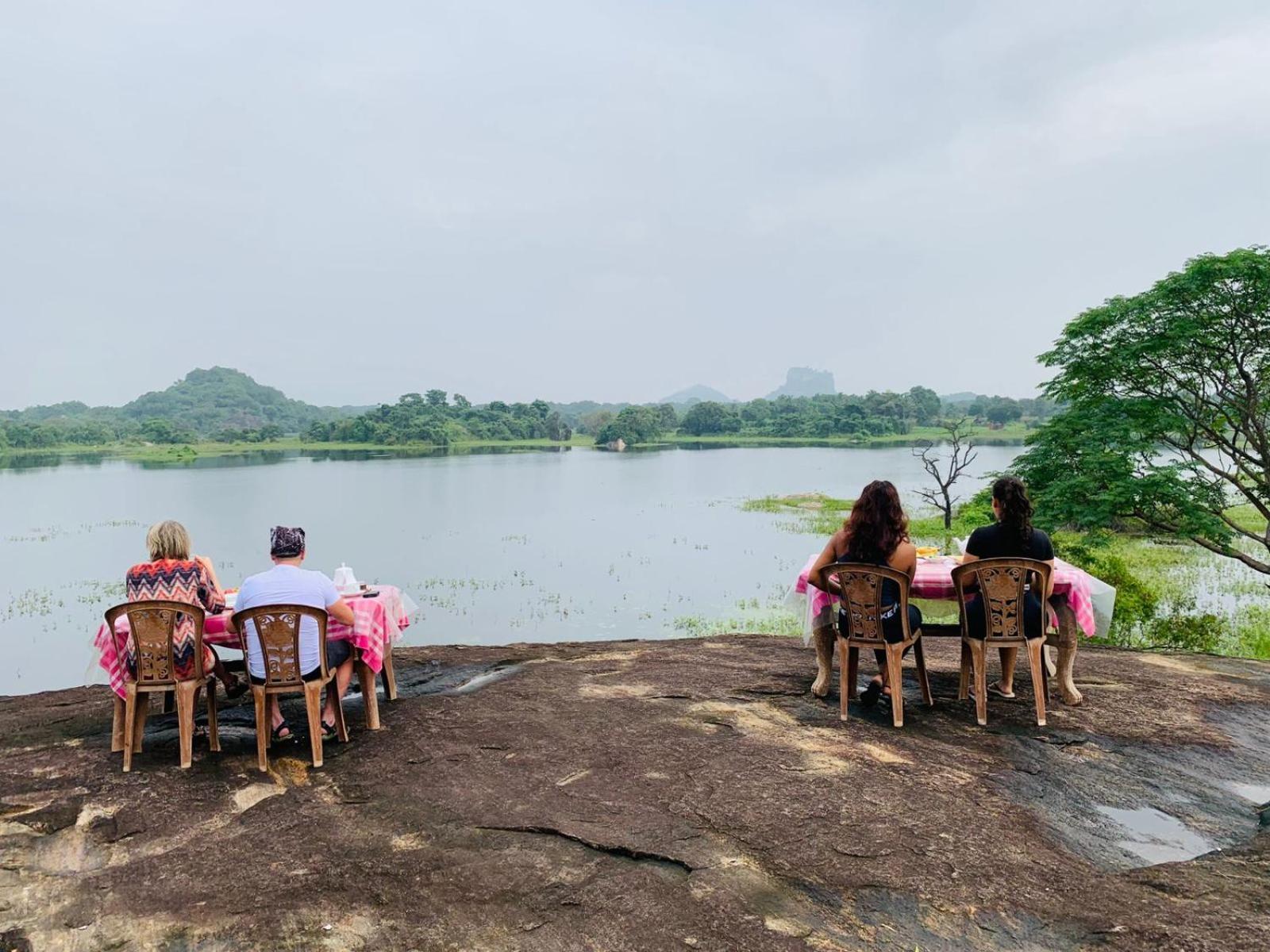 Sigiri Lake Paradise Sigirîya Extérieur photo